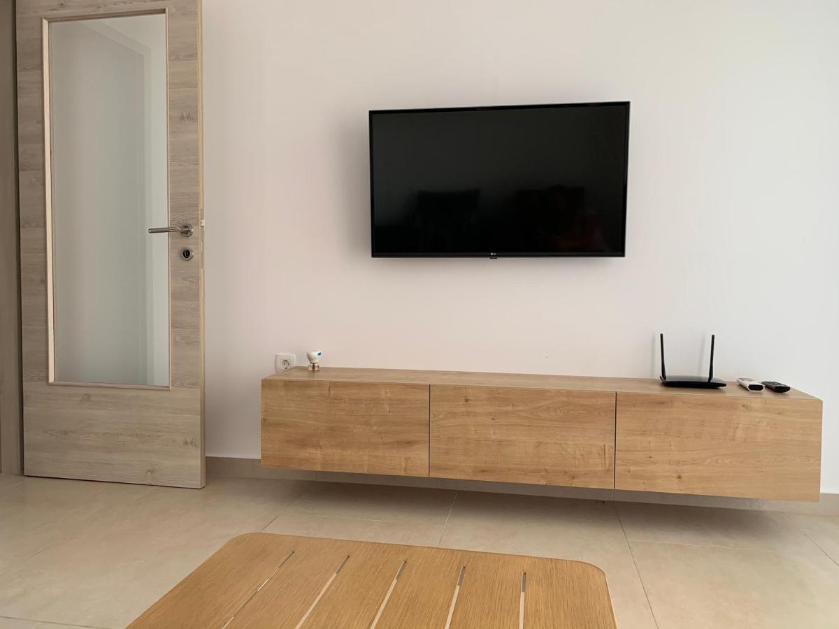 Apartment Garden Mandre Εξωτερικό φωτογραφία