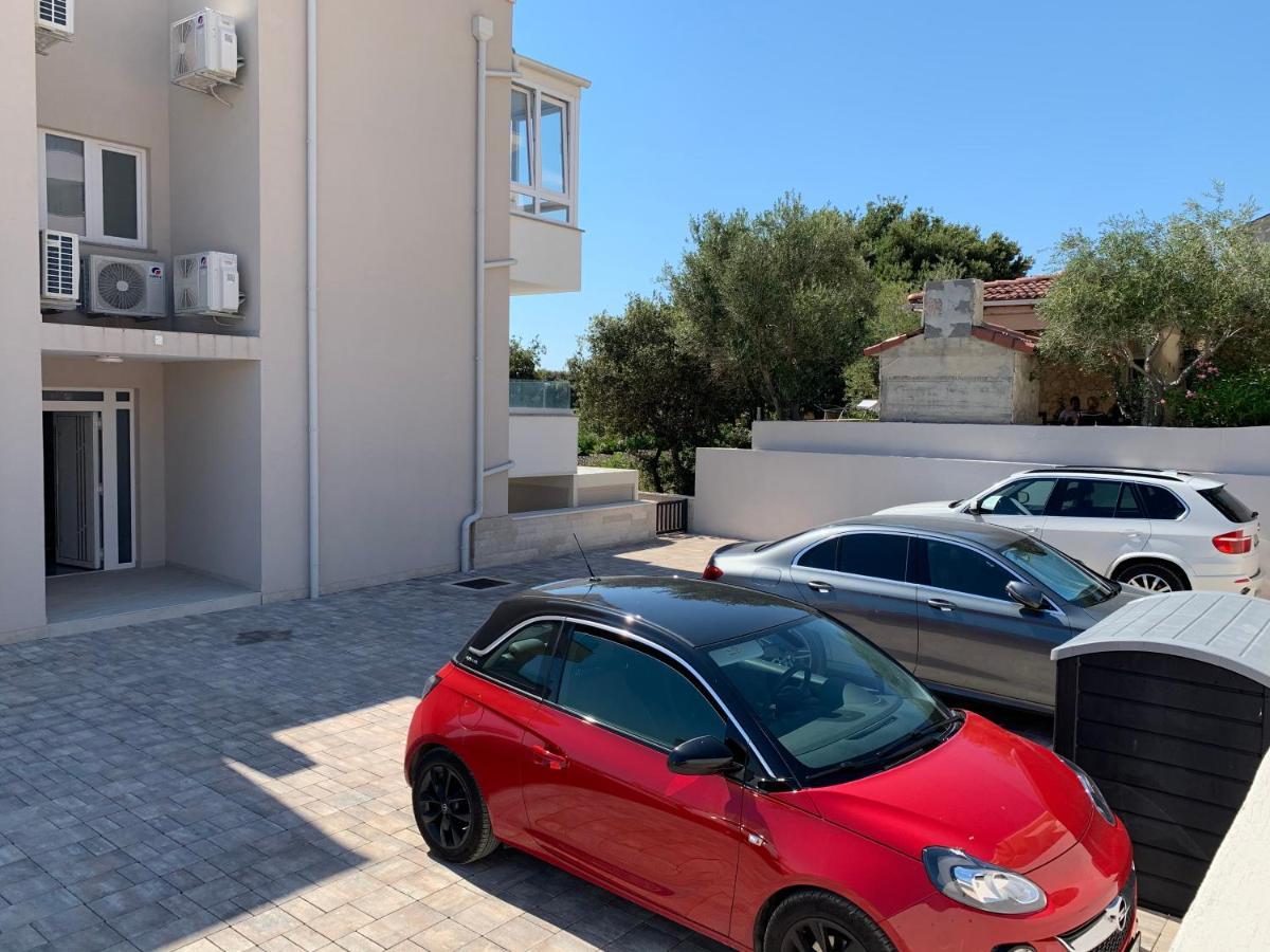 Apartment Garden Mandre Εξωτερικό φωτογραφία